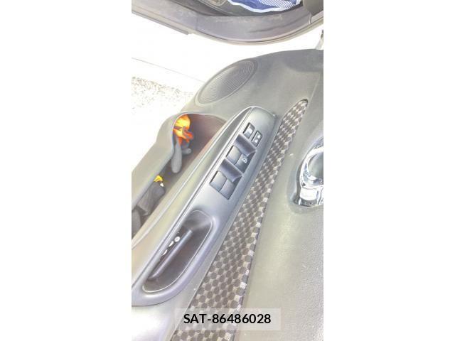 Nissan NOTE 2013-02 8414087-15
