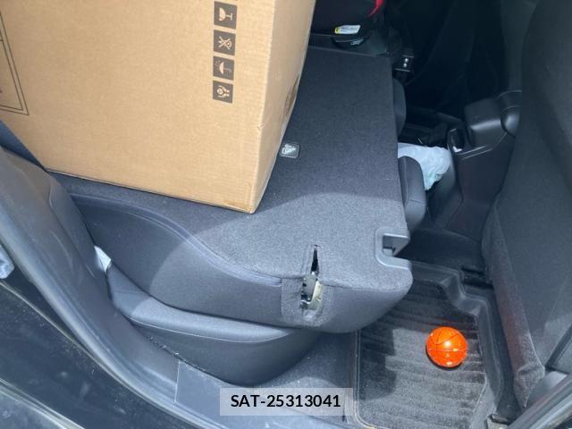 Nissan NOTE 2022-12 8414069-12