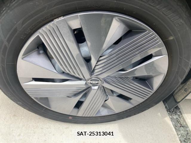 Nissan NOTE 2022-12 8414069-7