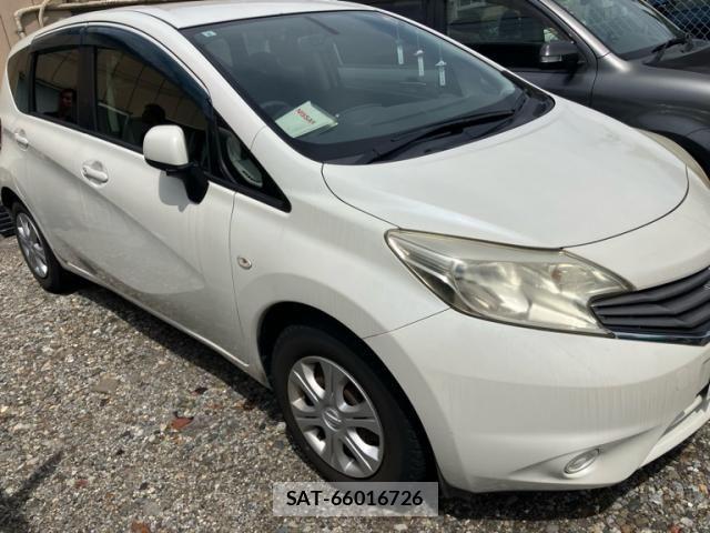 Nissan NOTE 2013-08 8438645-0