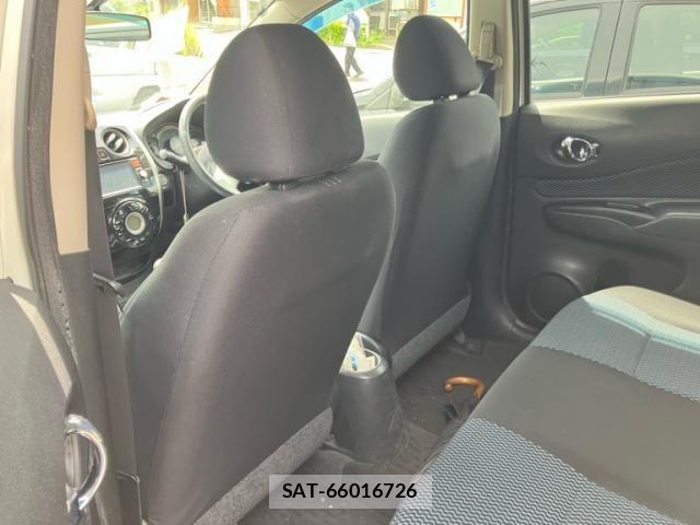 Nissan NOTE 2013-08 8438645-12