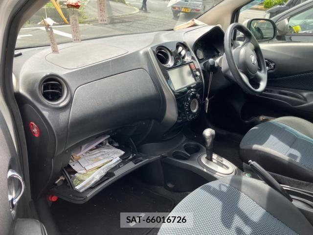 Nissan NOTE 2013-08 8438645-14