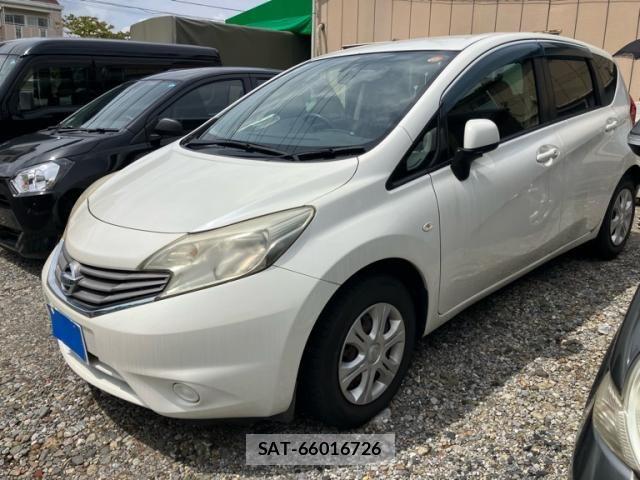 Nissan NOTE 2013-08 8438645-1