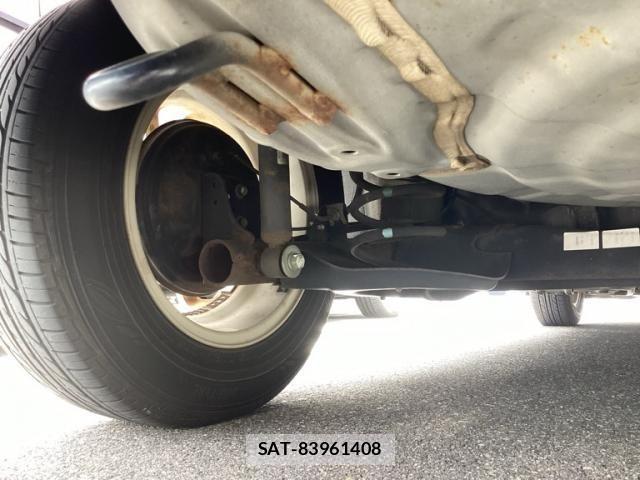 Nissan NOTE 2013-03 8438644-10