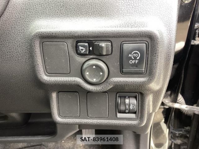 Nissan NOTE 2013-03 8438644-20