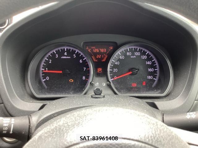Nissan NOTE 2013-03 8438644-21
