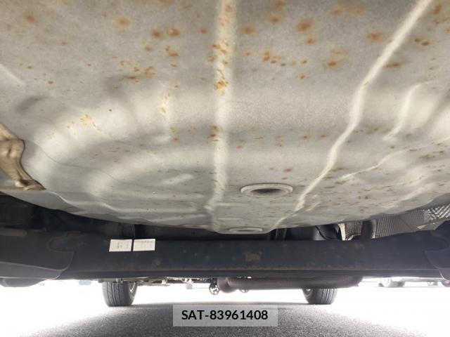 Nissan NOTE 2013-03 8438644-8