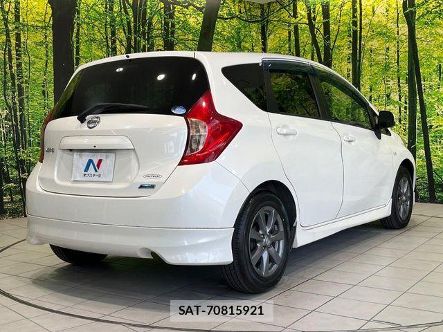 Nissan NOTE 2013-09 8438641-16