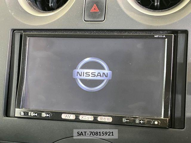 Nissan NOTE 2013-09 8438641-2