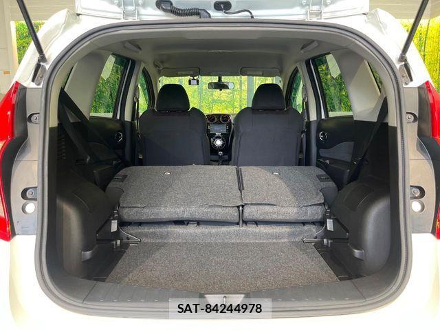 Nissan NOTE 2015-08 8438625-9