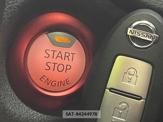 Nissan NOTE 2015-08 8438625-5