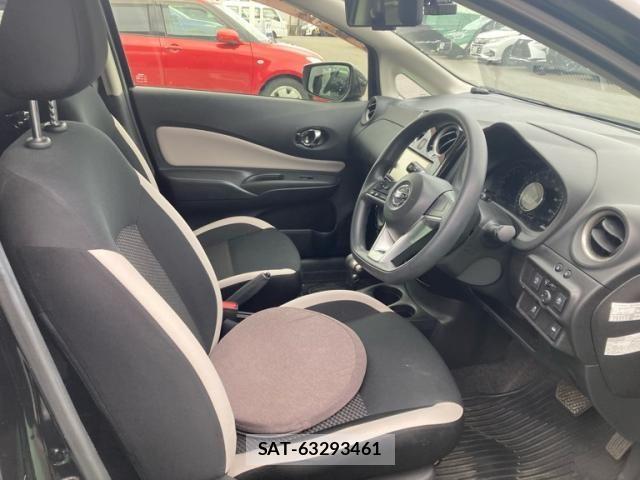 Nissan NOTE 2019-08 8438638-9