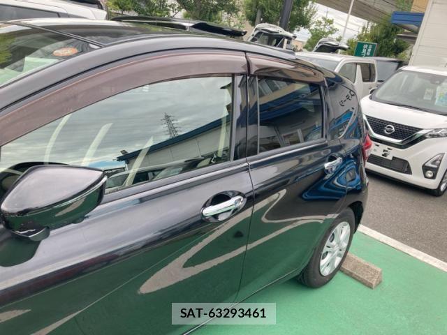 Nissan NOTE 2019-08 8438638-4