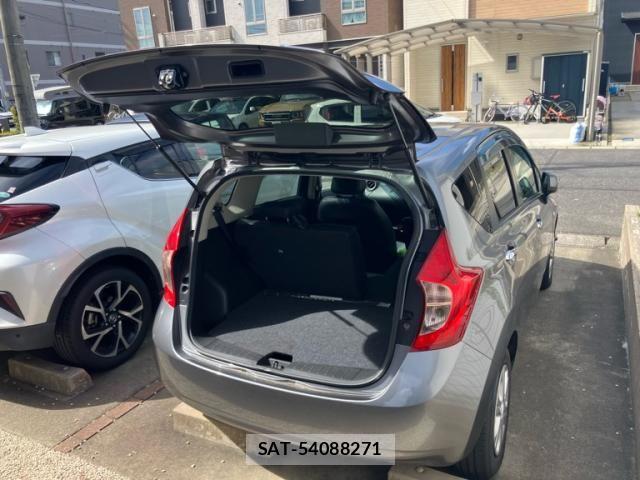 Nissan NOTE 2013-09 8438657-9