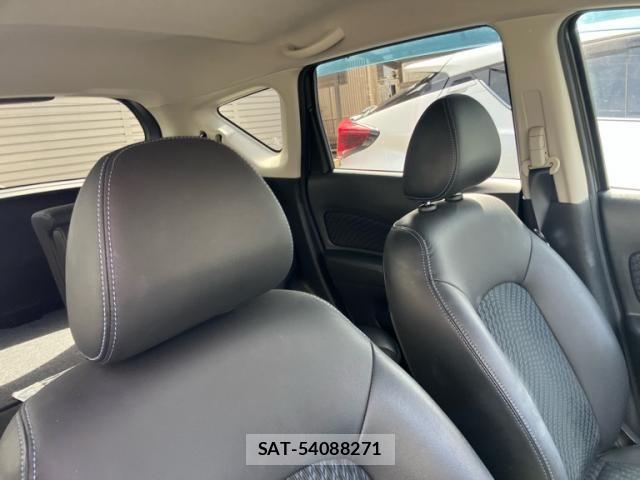 Nissan NOTE 2013-09 8438657-13