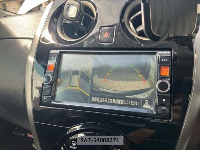 Nissan NOTE 2013-09 8438657-24