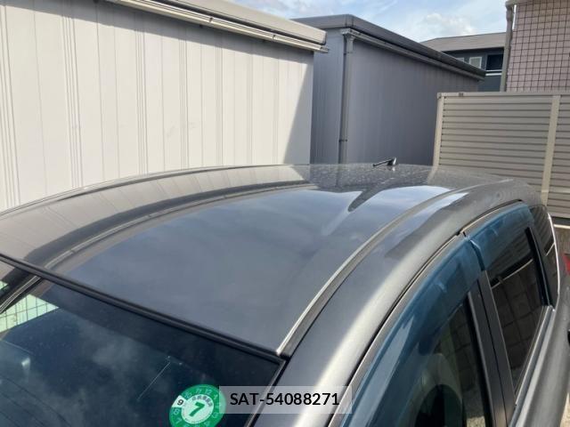 Nissan NOTE 2013-09 8438657-3