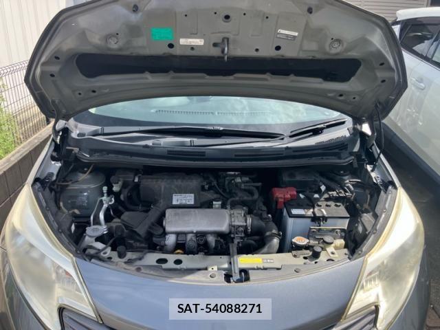 Nissan NOTE 2013-09 8438657-8