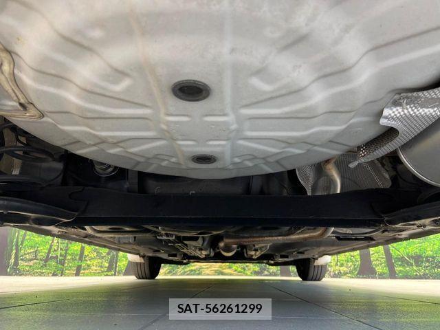 Nissan NOTE 2013-11 8438640-18