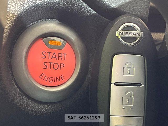 Nissan NOTE 2013-11 8438640-4