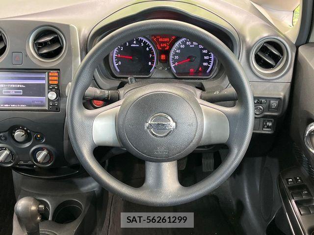 Nissan NOTE 2013-11 8438640-8