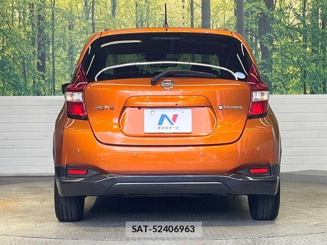 Nissan NOTE 2018-12 8438635-14