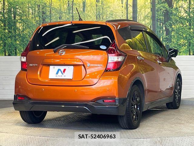 Nissan NOTE 2018-12 8438635-16
