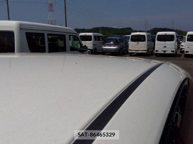 Nissan NOTE 2021-07 8438017-12