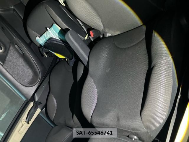 Nissan NOTE 2009-03 8438642-12