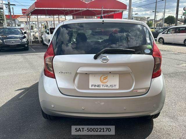 Nissan NOTE 2015-09 8438637-15