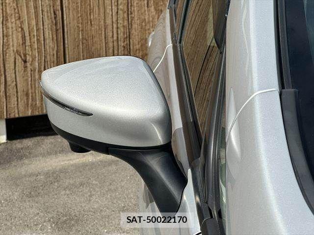 Nissan NOTE 2015-09 8438637-22