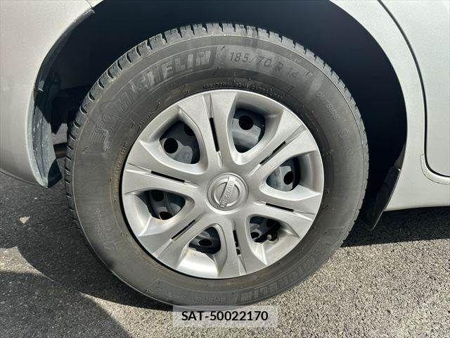 Nissan NOTE 2015-09 8438637-23