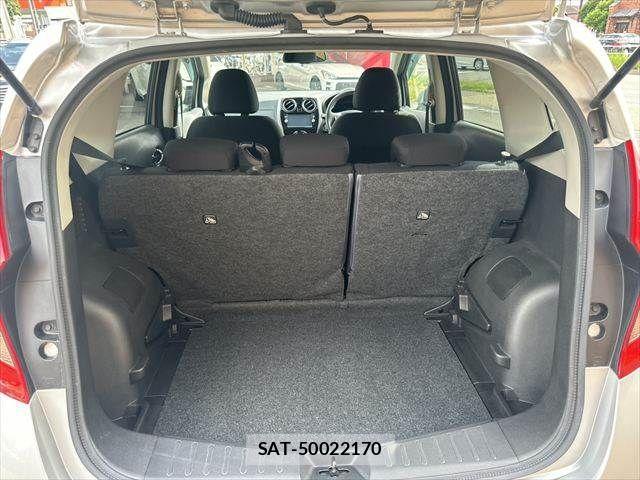 Nissan NOTE 2015-09 8438637-8
