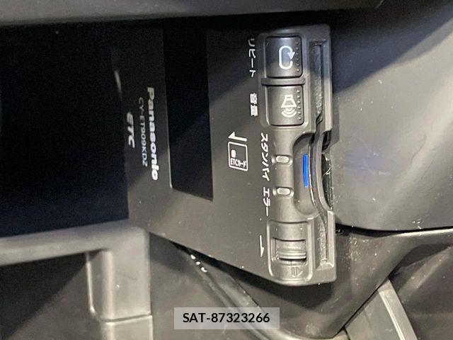 Nissan NOTE 2012-11 8458113-4