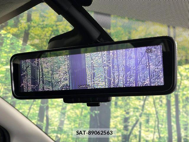 Nissan NOTE 2017-08 8458110-5