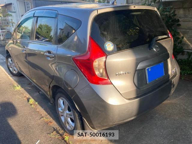 Nissan NOTE 2013-12 8458116-9