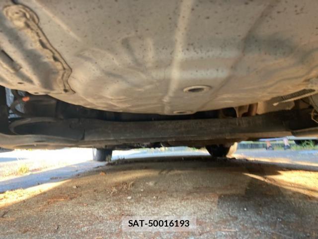 Nissan NOTE 2013-12 8458116-11