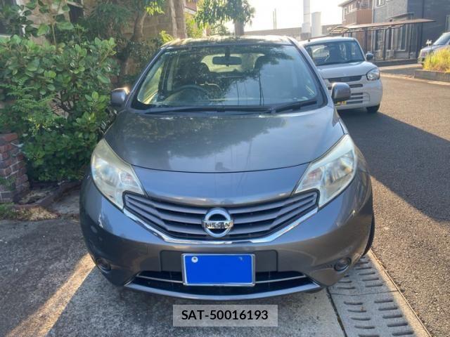 Nissan NOTE 2013-12 8458116-1