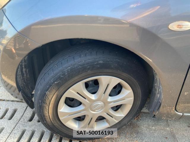 Nissan NOTE 2013-12 8458116-5