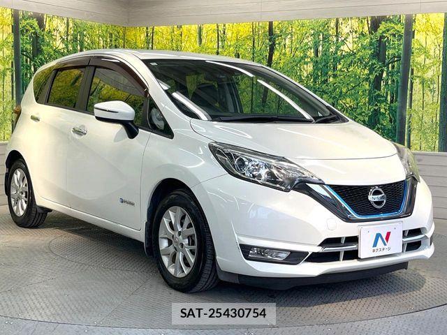 Nissan NOTE 2016-11 8458109-15
