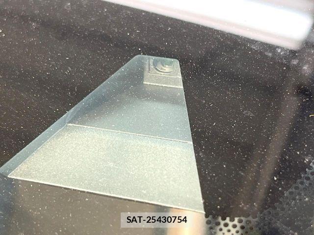 Nissan NOTE 2016-11 8458109-4
