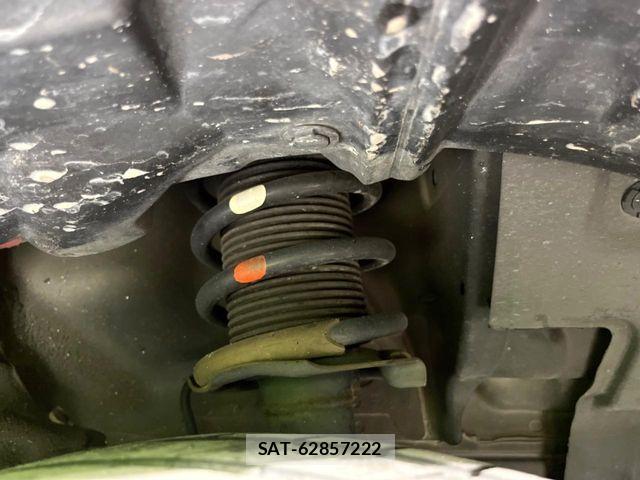 Nissan NOTE 2018-04 8458108-18