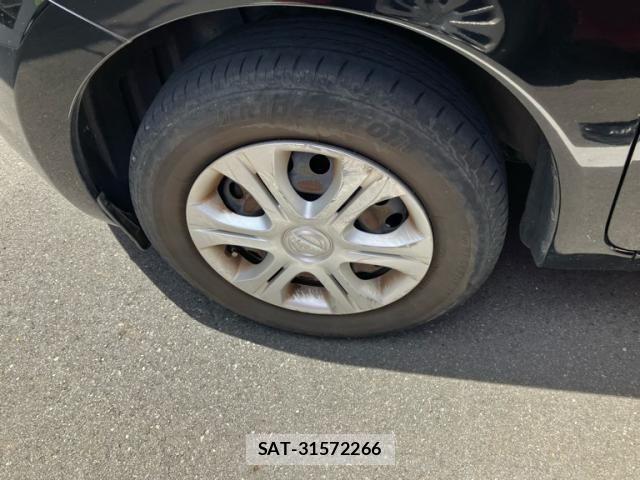 Nissan NOTE 2013-11 8458114-5