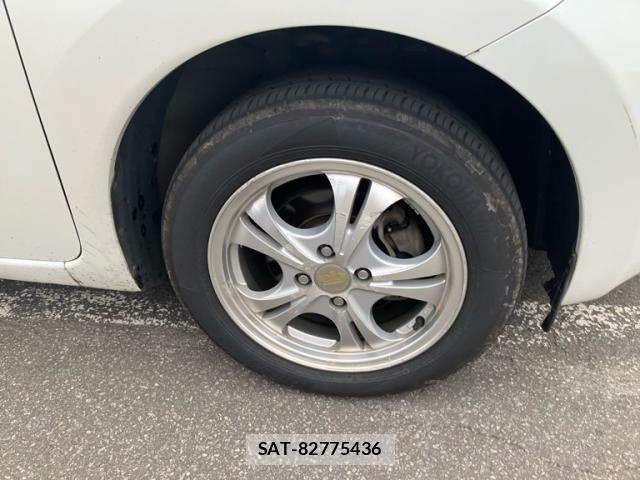 Nissan NOTE 2015-10 8458118-10