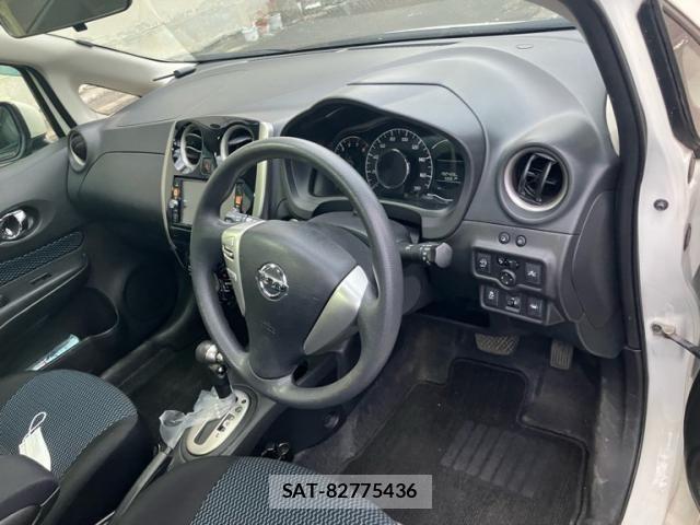 Nissan NOTE 2015-10 8458118-19