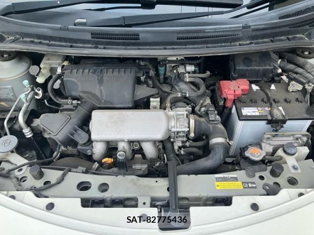 Nissan NOTE 2015-10 8458118-26