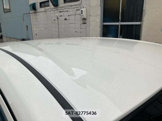 Nissan NOTE 2015-10 8458118-4