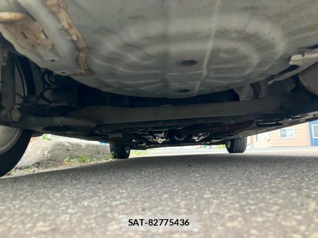 Nissan NOTE 2015-10 8458118-8