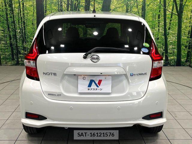 Nissan NOTE 2017-03 8458112-14