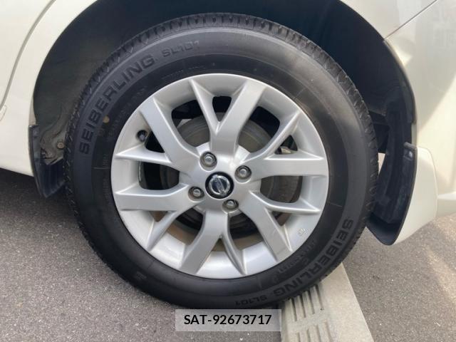 Nissan NOTE 2019-01 8457121-5